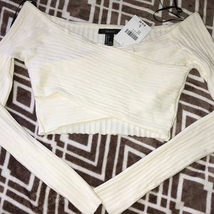 Long sleeve crop top